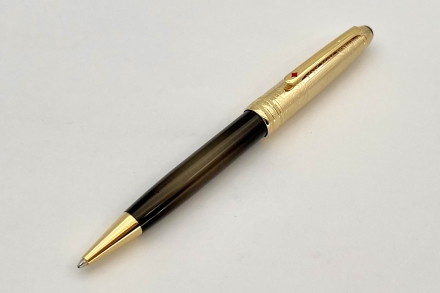 Parker Sonnet Chiseled Golden Gold Trim Slim Ballpoint Pen