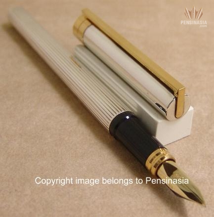 St Dupont Olympio Fountain Pen 23 Microns Gold Plated 18k