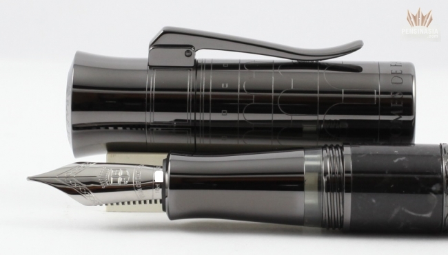 Graf Von Faber Castell Pen of the year 2018 Black Edition Imperium Romanum  Fountain Pen