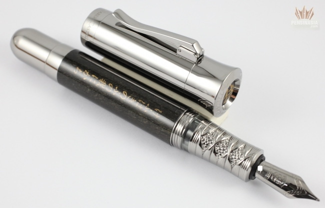 Graf von Faber-Castell Pen of the year 2019 Samurai platinum