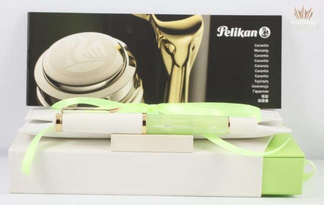 Pelikan Classic M200 Pastel Green Fountain Pen