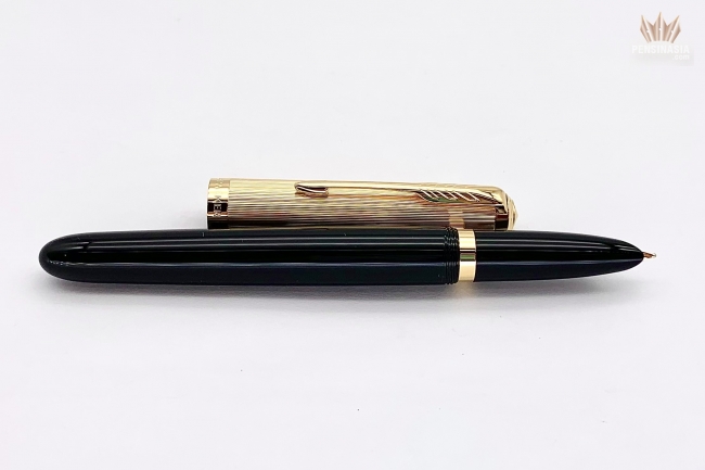 An Original Parker Duofold Rollerball, Black with Gold Trim Made