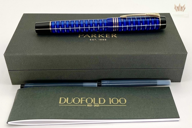 Stylo plume Parker Duofold 100e Anniversaire Lapis Lazuli