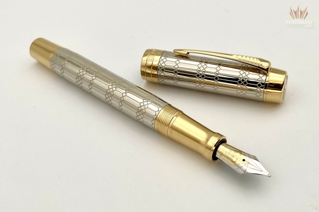 Parker Sonnet Queen's Platinum Jubilee 2022 edizione speciale