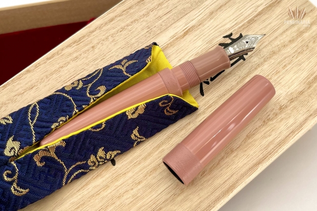 Pensinasia - Fine Writing Instruments | Collections